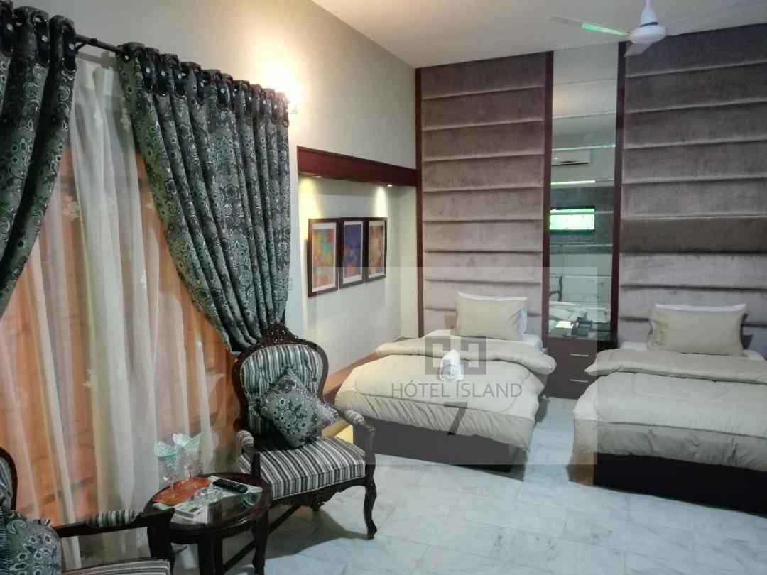 קראצ'י Hotel 7Island מראה חיצוני תמונה