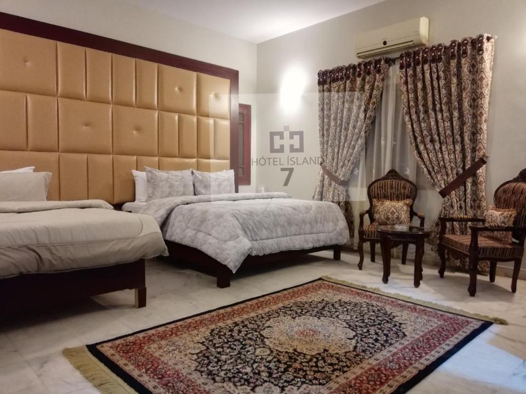 קראצ'י Hotel 7Island מראה חיצוני תמונה