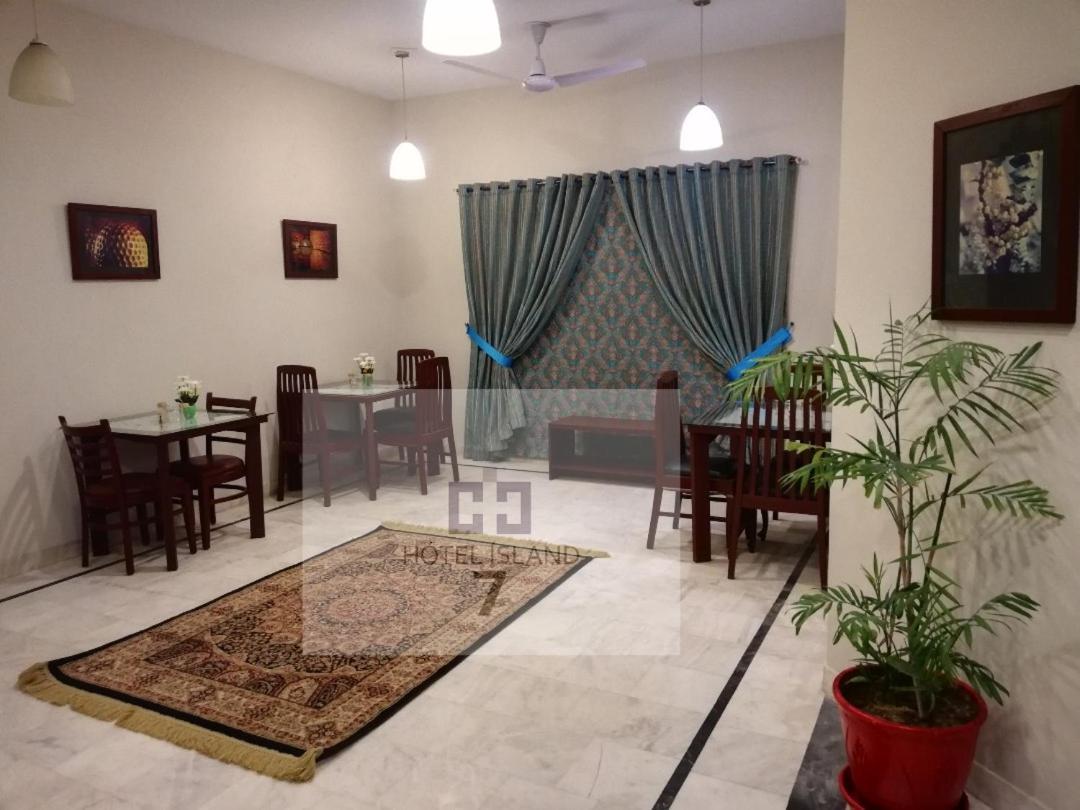 קראצ'י Hotel 7Island מראה חיצוני תמונה