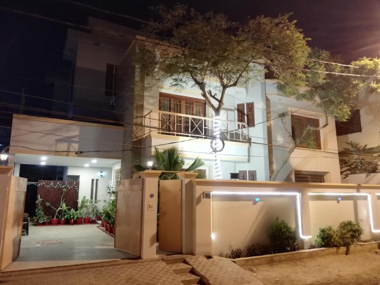 קראצ'י Hotel 7Island מראה חיצוני תמונה